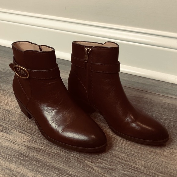 Coach Dylan Bootie - Picture 2 of 8